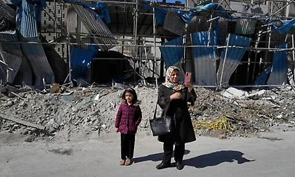 Συγκλονιστικές εικόνες απόλυτης καταστροφής στην Τεχεράνη - Βομβαρδισμένο τοπίο η πόλη