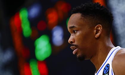 Βρήκε τρόπο να φύγει από το Ντουμπάι ο Λέμον του Πανιωνίου - Επιστρέφει στην Αθήνα μέσω Σλοβενίας