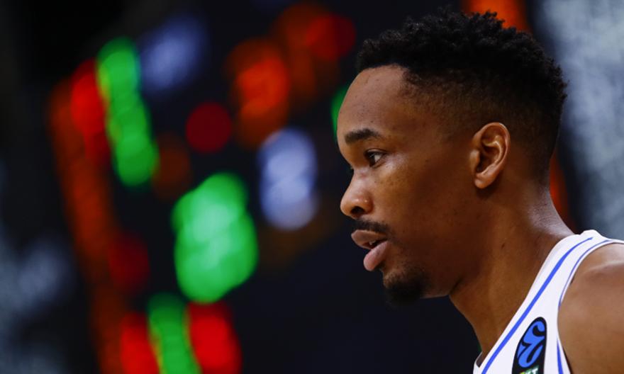 Βρήκε τρόπο να φύγει από το Ντουμπάι ο Λέμον του Πανιωνίου - Επιστρέφει στην Αθήνα μέσω Σλοβενίας