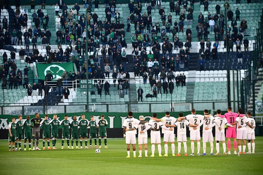 Ενός λεπτού σιγή στη Λεωφόρο για τον Βασίλη Δανιήλ