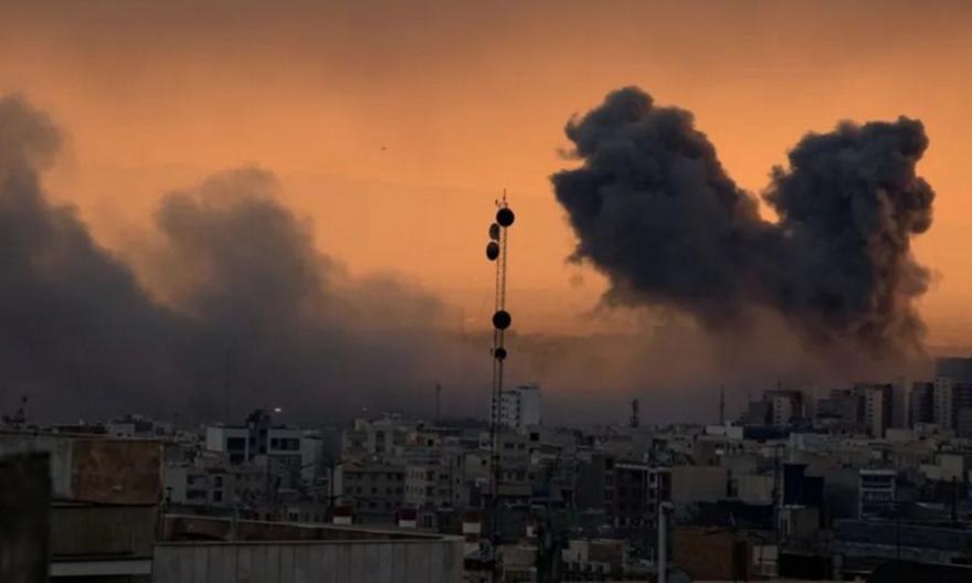 Το Ισραήλ χτύπησε συγκρότημα που στεγάζονται όλα τα ιρανικά αρχηγεία - Έπεσαν 250 βόμβες από 100 αεροσκάφη