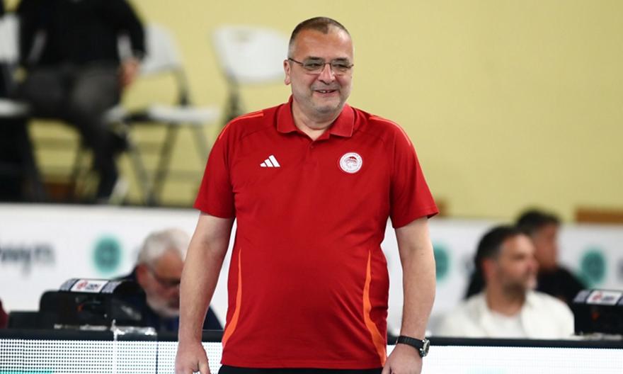 Παράπονα για τη διαιτησία από τον Κοβάσεβιτς: «Το αποτέλεσμα δεν κρίθηκε ολοκληρωτικά μέσα στο γήπεδο»