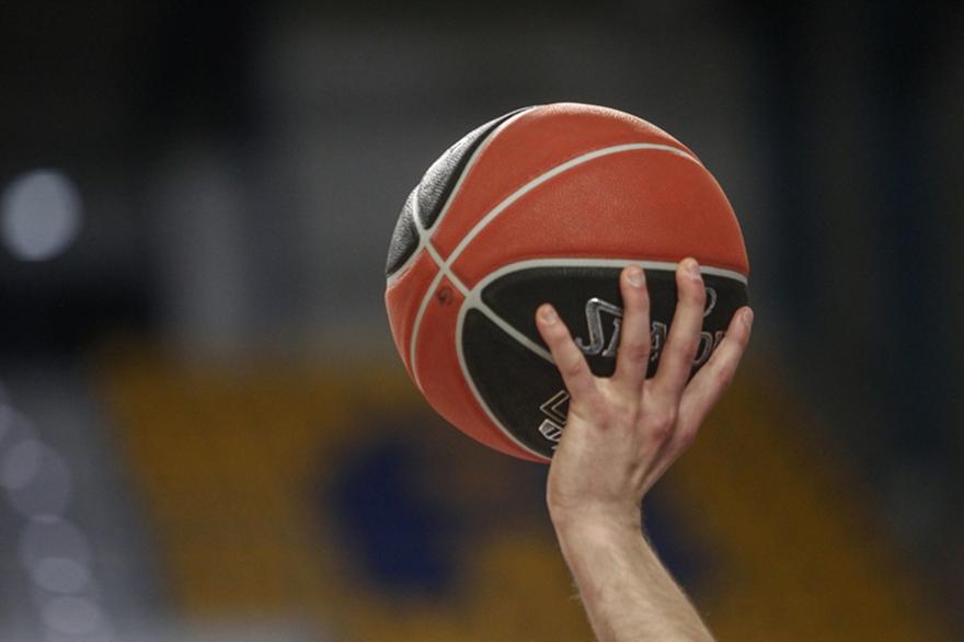 Stoiximan GBL: Οι διαιτητές της 20ής αγωνιστικής-Ποιοι σφυρίζουν Ολυμπιακός-ΠΑΟΚ