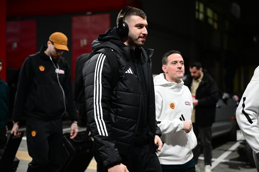 Ολυμπιακός-Παναθηναϊκός: Έφτασε χωρίς Λεσόρ η «πράσινη» αποστολή