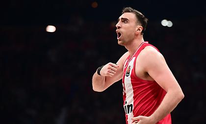 Μιλουτίνοφ: «Όσοι έπαιξαν βγήκαν μπροστά, είμαι ευγνώμων για την ομάδα που έχουμε»