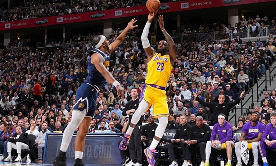 Πρώτος σε εύστοχα σουτ στην ιστορία του ΝΒΑ ο Λεμπρόν