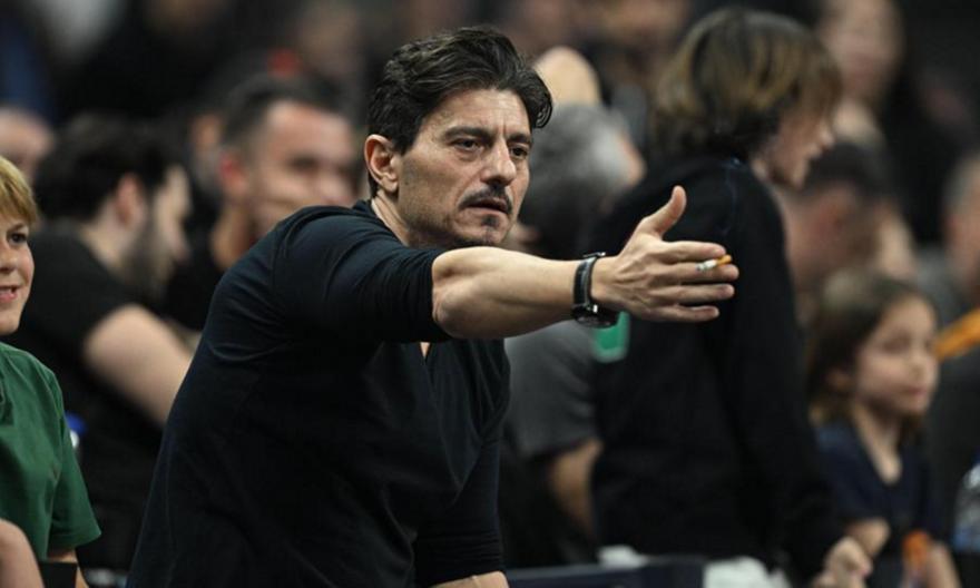 Γιαννακόπουλος: «Όσο το σερί μεγαλώνει, η κούπα θα πλησιάζει - Να διώξω αυτούς που έχουν φέρει Ευρωλίγκα; Αυτά αλλού»!