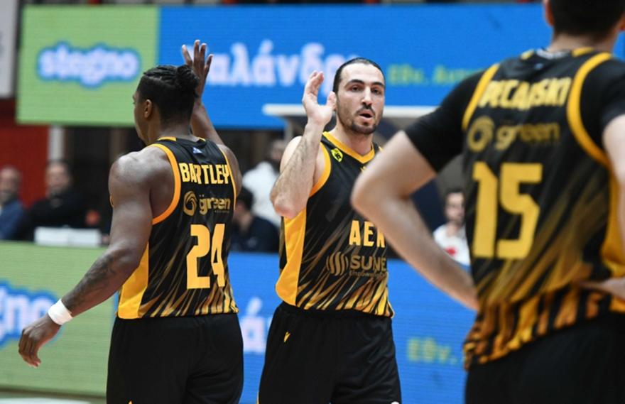 Με Κατσίβελη και Φλιώνη κόντρα στον Προμηθέα η ΑΕΚ