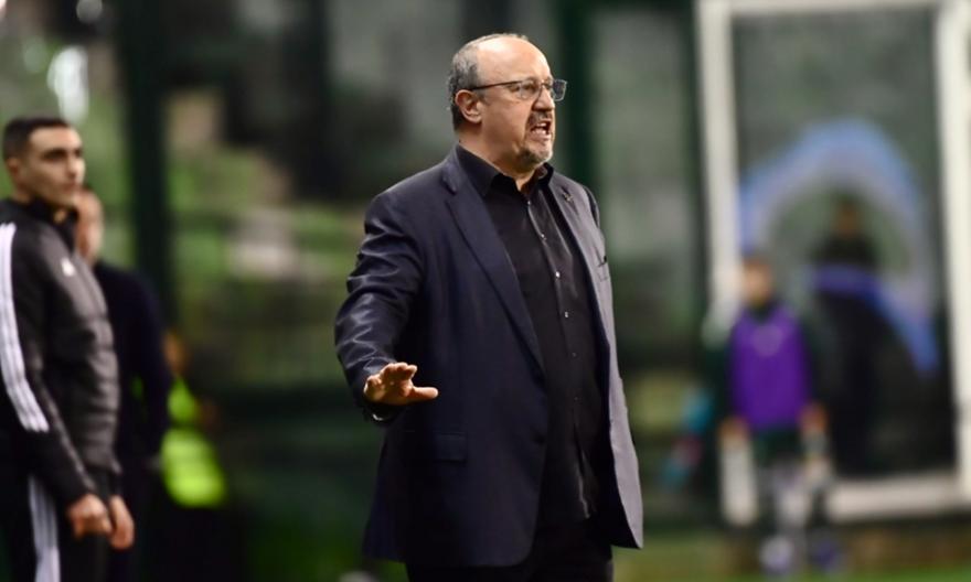 Μπενίτεθ: «Όταν ξεκινάς να νικάς, άπαντες έχουν περισσότερη πίστη και βελτίωση»