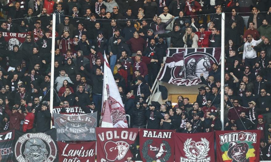 Εντυπωσιακή ατμόσφαιρα από 500 και πλέον φίλους της ΑΕΛ Novibet στην Allwyn Arena!