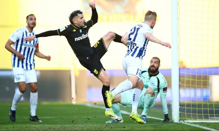 Διάσειση από το χτύπημα του Γκαρέ ο Ούρονεν, πολύ πιθανή η αξονική!