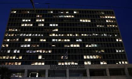 Δεκαπέντε φορές είχε συλληφθεί ο άνδρας που απειλούσε να ανατιναχτεί έξω από τη ΓΑΔΑ