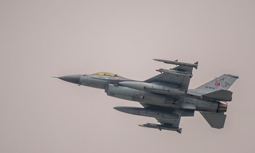 Η Τουρκία εξετάζει την αποστολή F-16 στην Κύπρο
