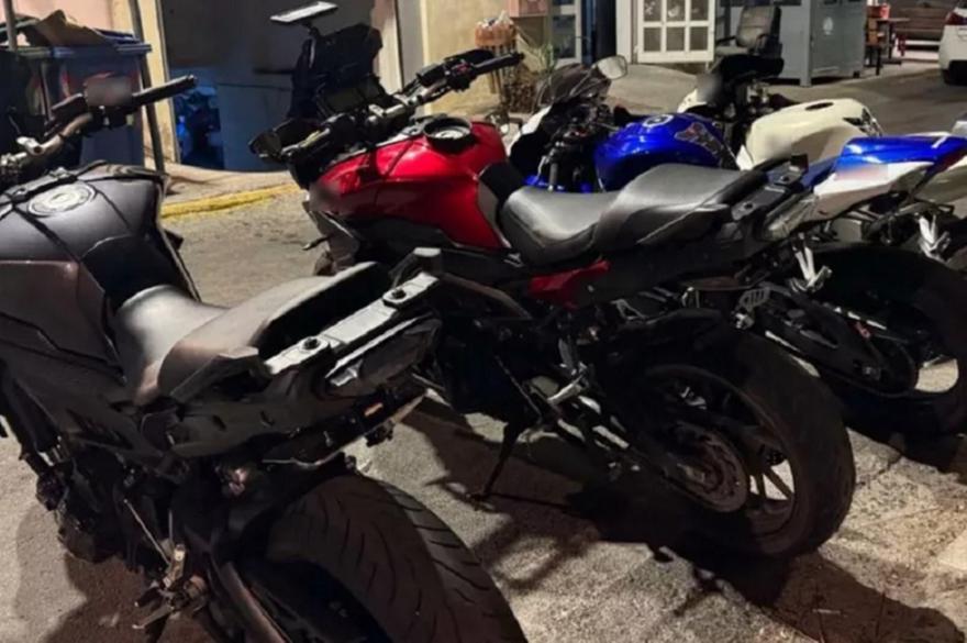 Συνελήφθη 30χρονος για επικίνδυνη οδήγηση στην Αττική - Έκανε «σούζες» και «καμάρωνε» με βίντεο στα social