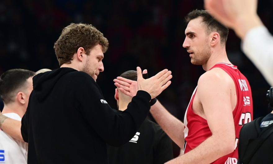 Με 11 παίκτες κόντρα στον ΠΑΟΚ ο Ολυμπιακός