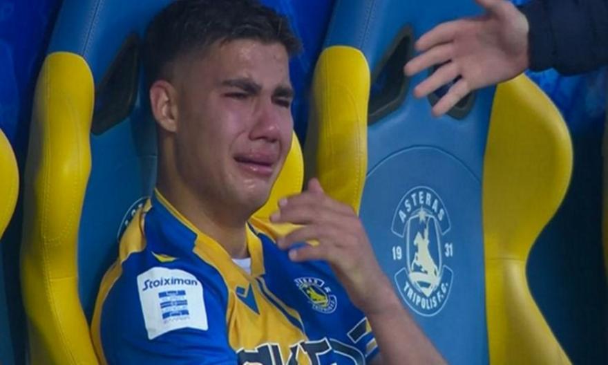 Συγκλονιστική στιγμή στην Τρίπολη: Ξέσπασε σε λυγμούς μετά την ήττα του Asteras AKTOR ο Αλμύρας