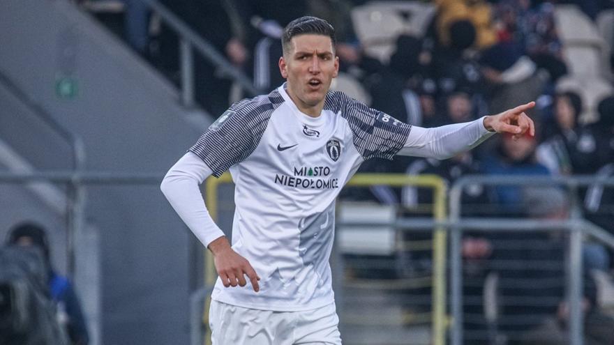 Ο Κοσίδης «σφράγισε» τη νίκη και έστειλε τη Ζαγκλέμπιε στην κορυφή