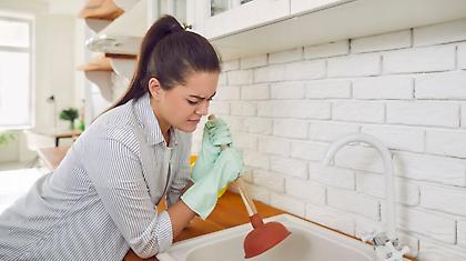 10 τρόφιμα που φράζουν τον νεροχύτη σου και πώς να τα διαχειριστείς