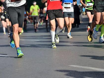 Ημιμαραθώνιος Αθήνας: Ποιοι δρόμοι και από ποια ώρα είναι κλειστοί