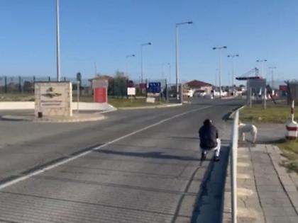 Guardian: Aυξάνονται οι αντιδράσεις στην Κύπρο για την παρουσία των βρετανικών βάσεων