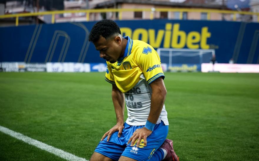 Πάγωσε με Πόμπο το Αγρίνιο η Κηφισιά, έβαλε… φωτιά με ανατροπή πριν το ημίχρονο ο Παναιτωλικός!