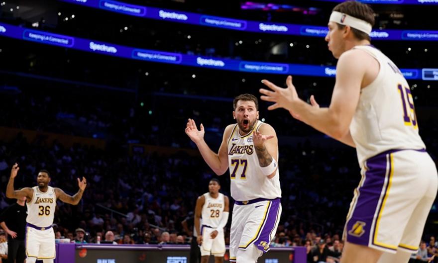 Με 35άρα του Ντόντσιτς, οι Λέικερς «καθάρισαν» τους Νικς