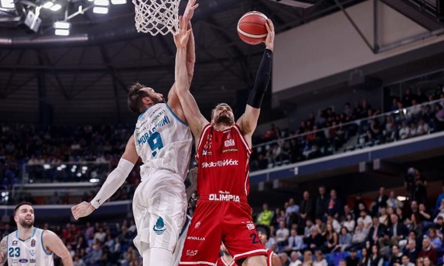 Ζορίστηκε αλλά νίκησε την Καντού η Αρμάνι Μιλάνο