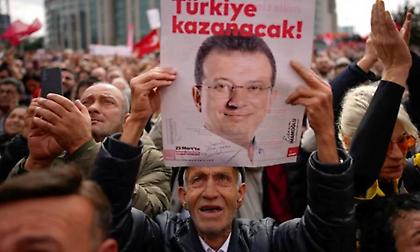 Σήμερα ξεκινάει η δίκη του Εκρέμ Ιμάμογλου, ποινή φυλάκισης 2.352 ετών ζητά ο εισαγγελέας