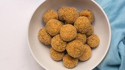 Κεφτεδάκια φακής με σως κάρι