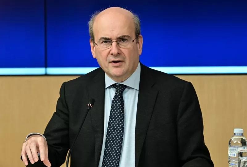 Χατζηδάκης: Η κυβέρνηση θα κινηθεί γρήγορα αλλά όχι πρόχειρα στην κρίση