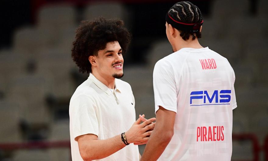 Με νέο μαλλί και… αγνώριστος κόντρα στον Ολυμπιακό ο Ιφί;