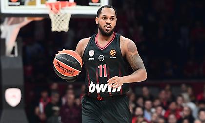 Mε Μόρις ο Ολυμπιακός απέναντι στην Παρί