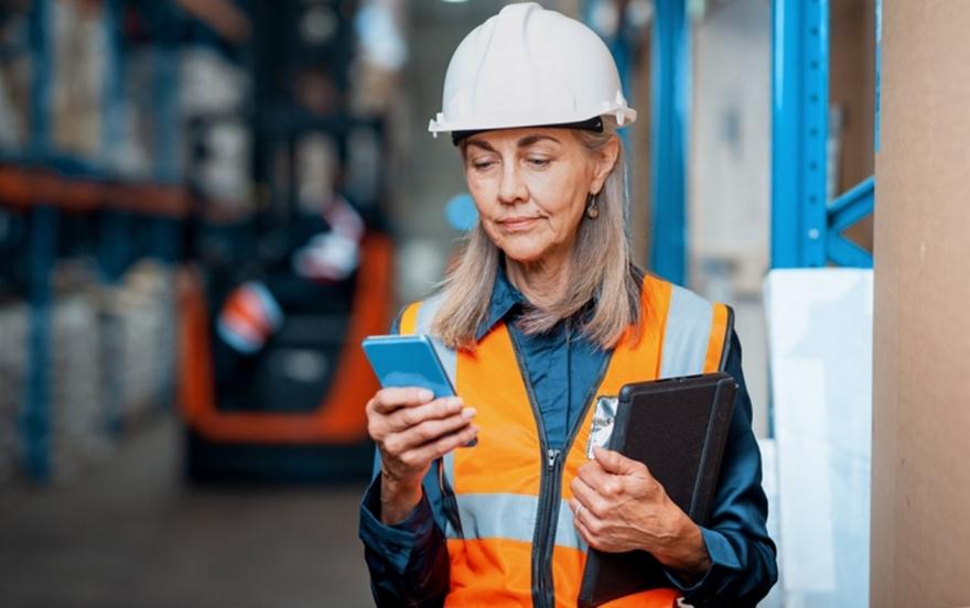 Η αλήθεια πίσω από το γιατί δουλεύουμε ολοένα και περισσότερο