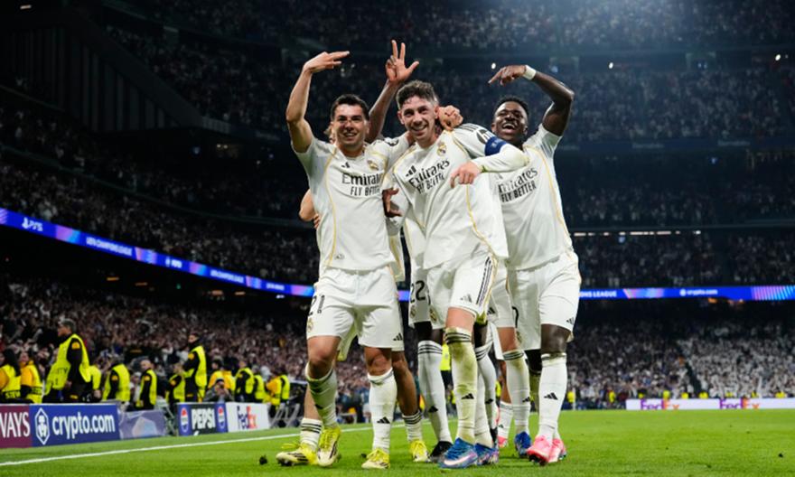 «Βασίλισσα» Ρεάλ, έριξε τριάρα στη Μάντσεστερ Σίτι με σόου Βαλβέρδε και «αγγίζει» τα προημιτελικά!