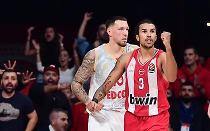 Ζέρβας: «Πρέπει να σεβαστεί το ματς με τη Μονακό ο Ολυμπιακός»