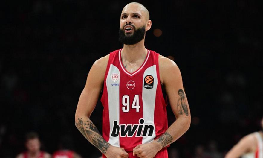 Φουρνιέ: «Το 2024 πήγα στο βουνό, σκέφτηκα σοβαρά να αποσυρθώ - Πιστεύω ακράδαντα ότι ο Ολυμπιακός φτιάχτηκε για μένα»