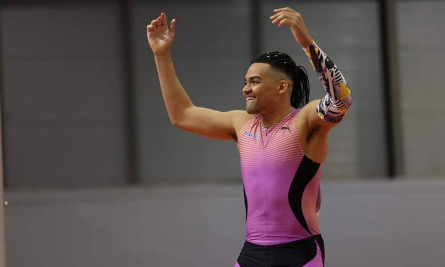 Έμεινε χαμηλά στην Ουψάλα ο Καραλής