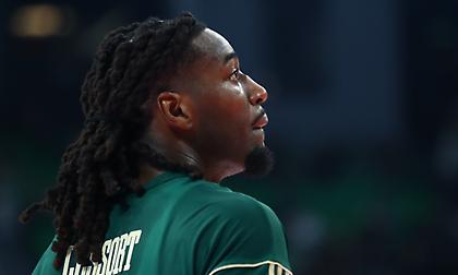 Συγκίνηση στο T-Center και καθολική αποθέωση από τον κόσμο του Παναθηναϊκού στον Λεσόρ!