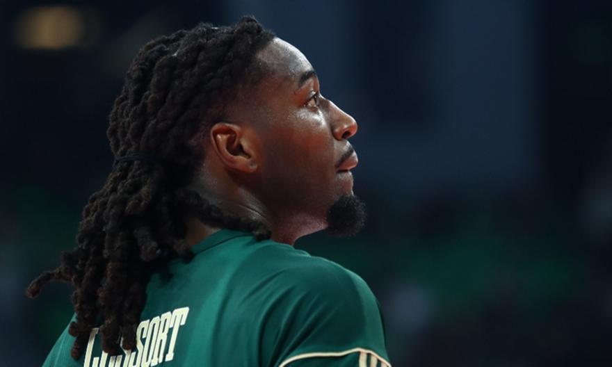 Συγκίνηση στο T-Center και καθολική αποθέωση από τον κόσμο του Παναθηναϊκού στον Λεσόρ!