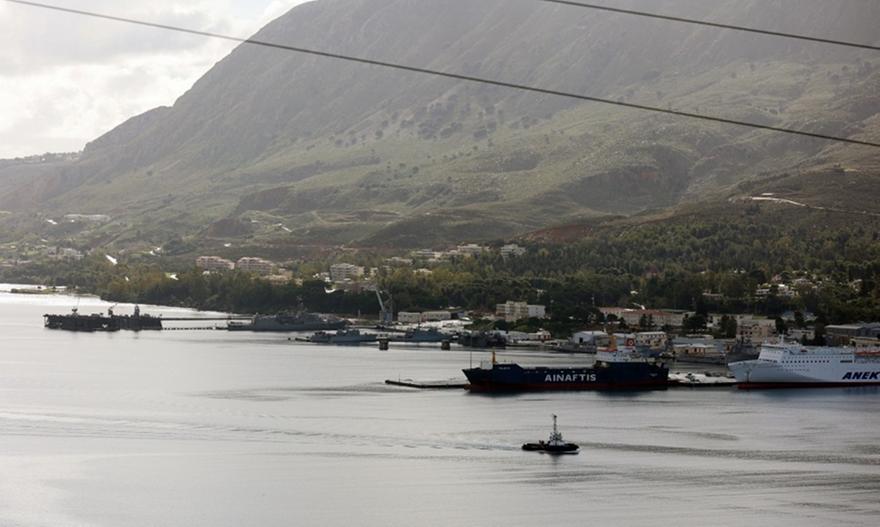 Συνελήφθη Πολωνός ύποπτος για κατασκοπεία στη Σούδα