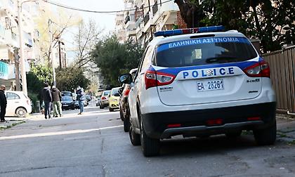 Στην αστυνομία αυτοβούλως με τον δικηγόρο του ο φερόμενος δράστης της δολοφονίας του 20χρονου