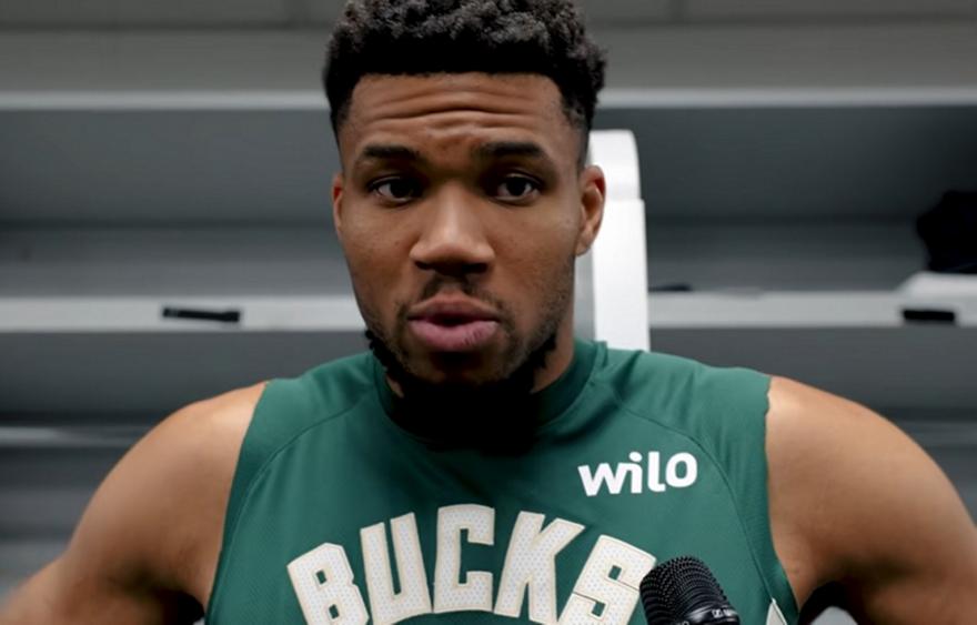 Αντετοκούνμπο: «Είναι δύσκολο να έχουμε μια τέτοια σεζόν»