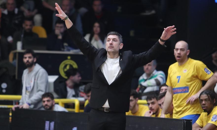 Ξανθόπουλος: «Είτε παίζουμε με... Α.Ο. Κωλοπετεινίτσας είτε με Γουόριορς, κυνηγάμε πάντα τη νίκη»