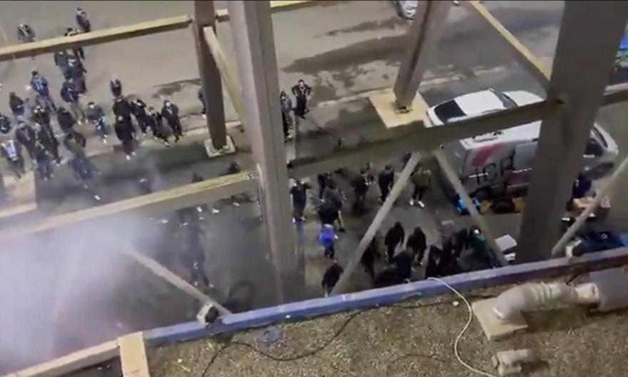 Επεισόδια από οπαδούς της Μπαστιά, εισέβαλαν στον χώρο των αποδυτηρίων της ομάδας τους