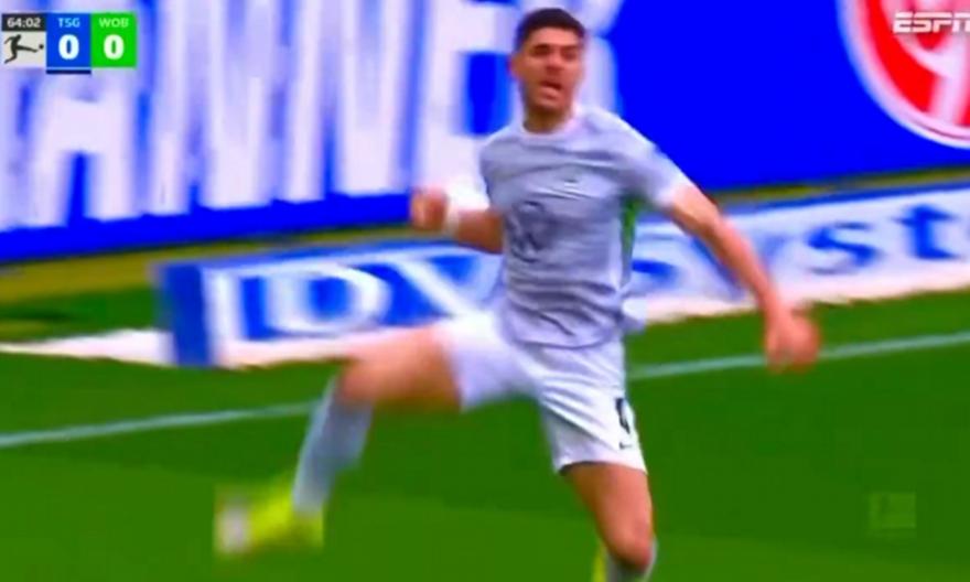 Τρομερό γκολ με γυριστή κεφαλιά από τον Κουλιεράκη κόντρα στη Χόφενχαϊμ!