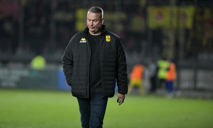 Γρηγορίου: «Είχαμε τον έλεγχο στο πρώτο ημίχρονο, αναπροσαρμόσαμε τα πλάνα μας μετά την αποβολή»