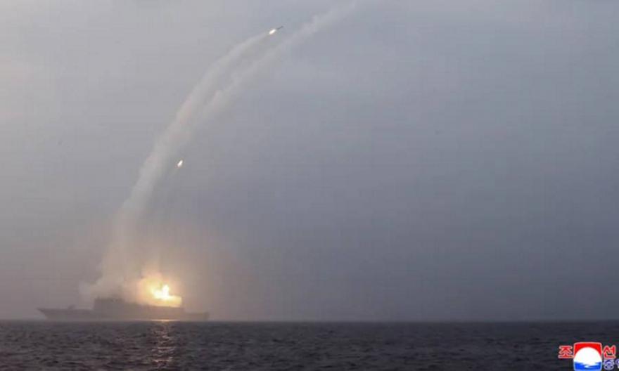 Η Βόρεια Κορέα εκτόξευσε πύραυλο προς τη θάλασσα, ενώ βρίσκονται σε εξέλιξη ασκήσεις ΗΠΑ - Νότιας Κορέας