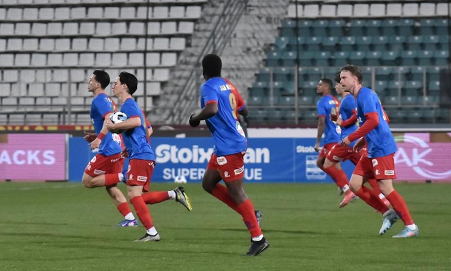 Χωρίς Τζόκα κόντρα στην Κηφισιά ο Βόλος