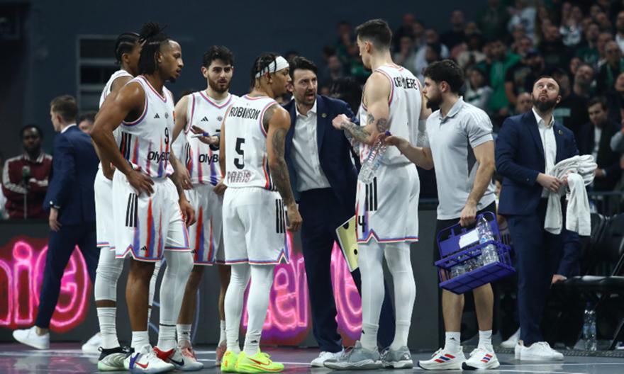 Υπέστη ήττα-σοκ από την Γκραβελίν και έχασε έδαφος στη μάχη της κορυφής η Παρί