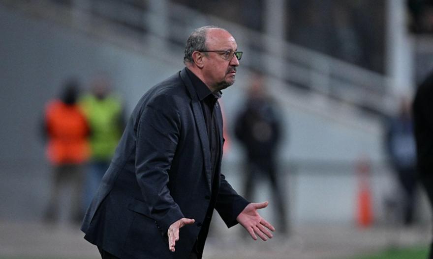 Μπενίτεθ: «Να είμαστε σίγουροι ότι θα επαναλάβουμε τα καλά πράγματα που κάνουμε»